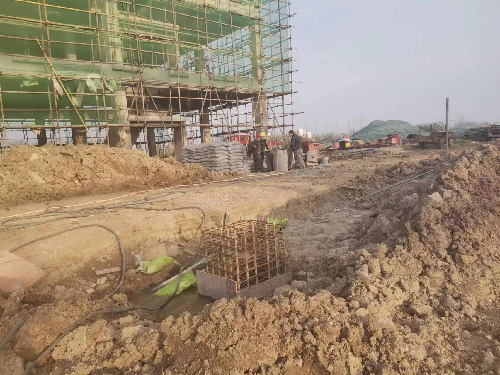 郁南当桥梁出现裂缝的时候应该及时加固修补